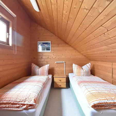 Enticing Holiday With Terrace In Prázdninový dům *